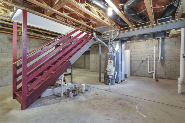 746 Bent Oak Drive, Blacklick, OH 43004