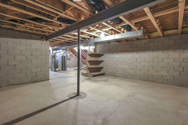 746 Bent Oak Drive, Blacklick, OH 43004