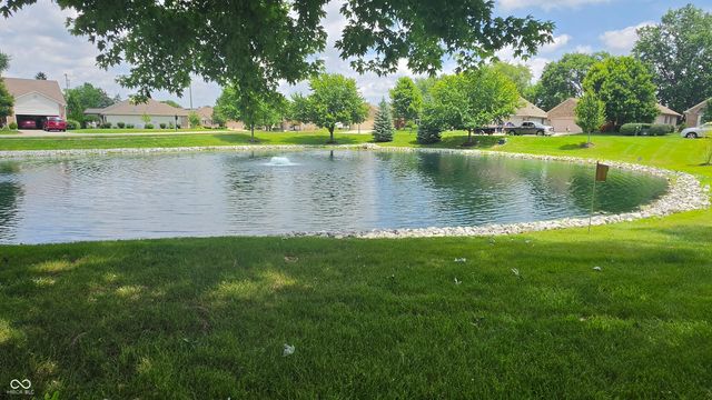 11501 Woodview East Drive, Carmel, IN 46032