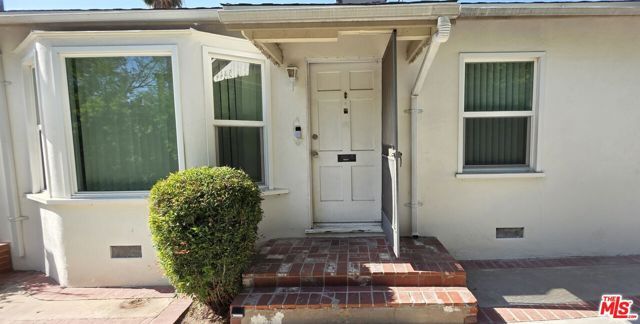 5444 Hermitage Avenue, Valley Village, CA 91607
