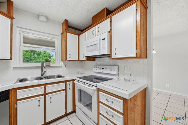 4805 Creekside Drive, Killeen, TX 76543