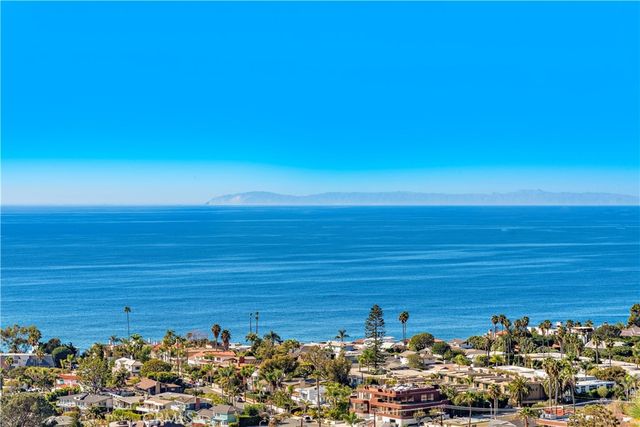 535 Dunnegan Drive, Laguna Beach, CA 92651