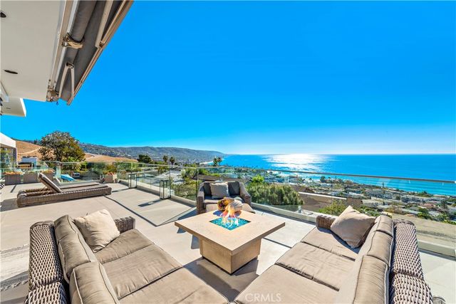 535 Dunnegan Drive, Laguna Beach, CA 92651