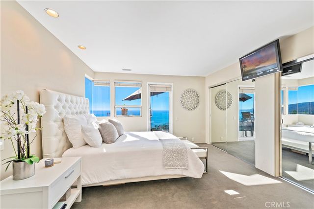 535 Dunnegan Drive, Laguna Beach, CA 92651