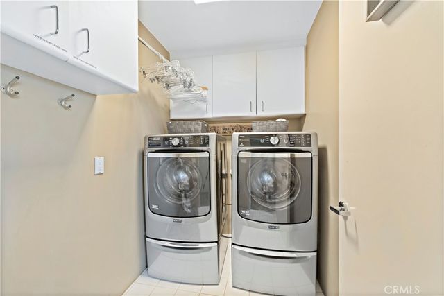 535 Dunnegan Drive, Laguna Beach, CA 92651