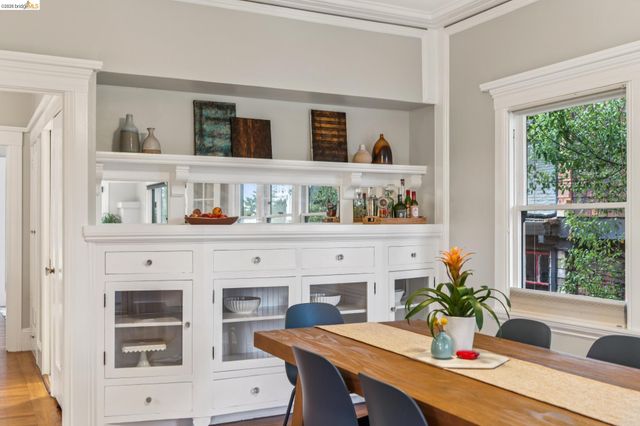 5941 Keith Ave, Oakland, CA 94618