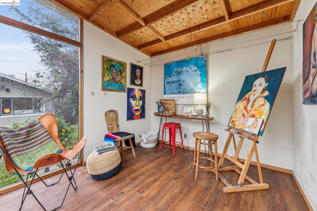 5941 Keith Ave, Oakland, CA 94618