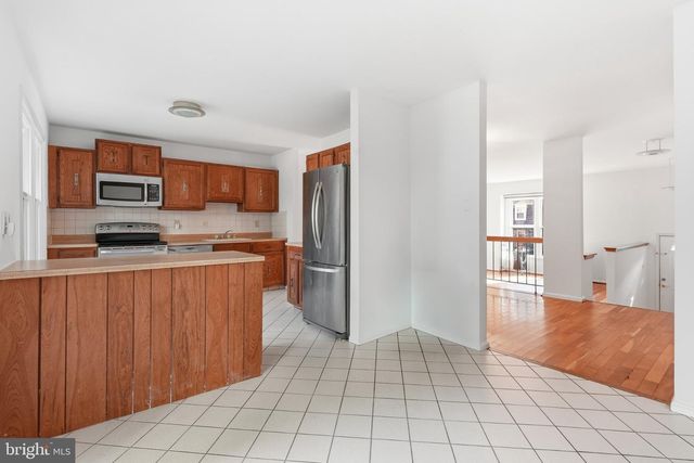 12 CATOCTIN CT, Silver Spring, MD 20906
