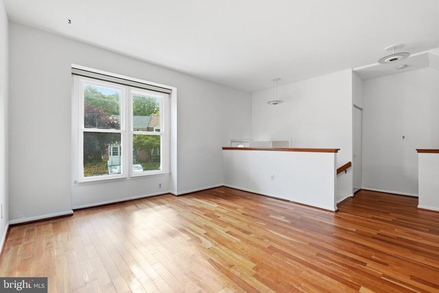 12 CATOCTIN CT, Silver Spring, MD 20906