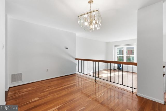 12 CATOCTIN CT, Silver Spring, MD 20906