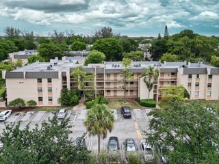 8437 Forest Hills Drive 207, Coral Springs, FL 33065