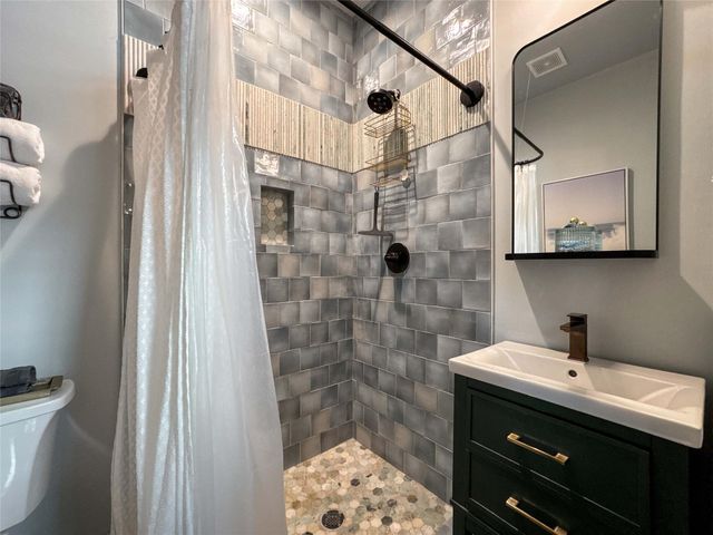 1208 32nd Street, Galveston, TX 77550