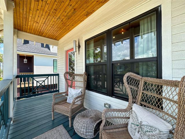 1208 32nd Street, Galveston, TX 77550