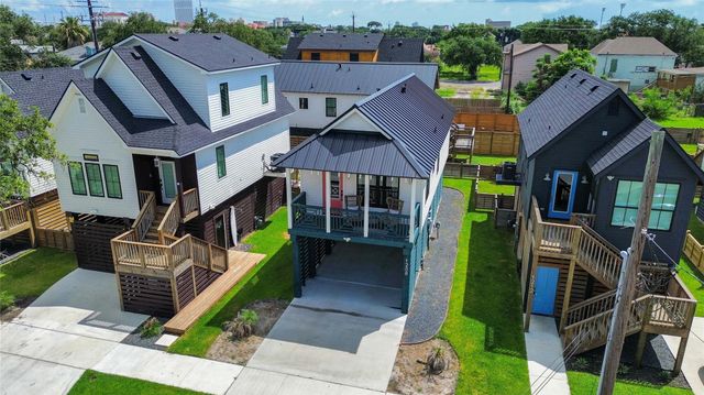 1208 32nd Street, Galveston, TX 77550
