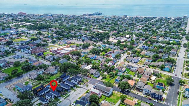 1208 32nd Street, Galveston, TX 77550