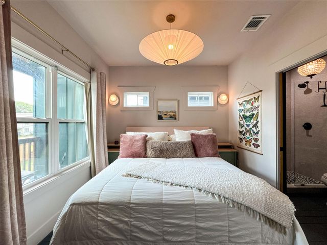 1208 32nd Street, Galveston, TX 77550