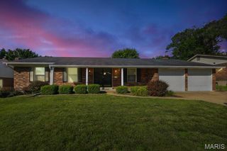 5066 Reynosa Drive, St Louis, MO 63128