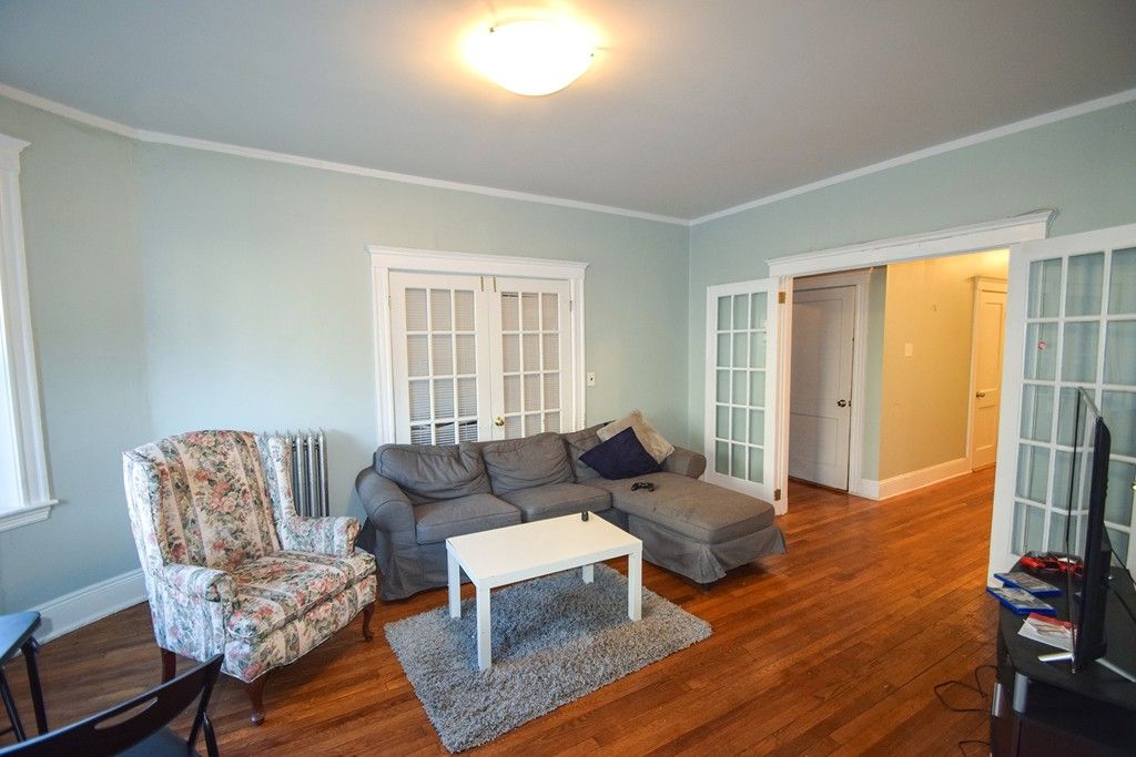 48 Englewood Ave 1, Boston, MA 02135