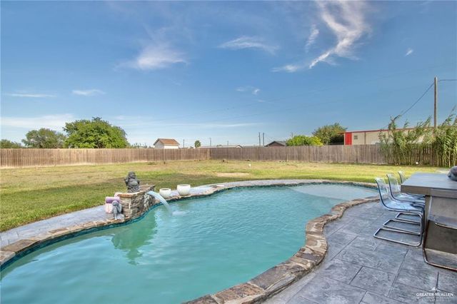 1333 S Victoria Road, Donna, TX 78537