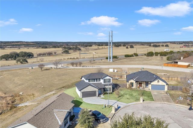 101 Cailin CT, Burnet, TX 78611