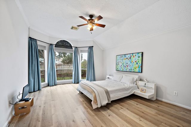 4910 Bellmead Drive, Missouri City, TX 77459