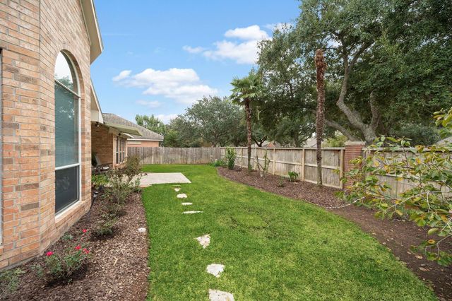 4910 Bellmead Drive, Missouri City, TX 77459