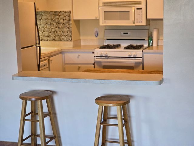 1550 Worcester Rd. 414-B, Framingham, MA 01702