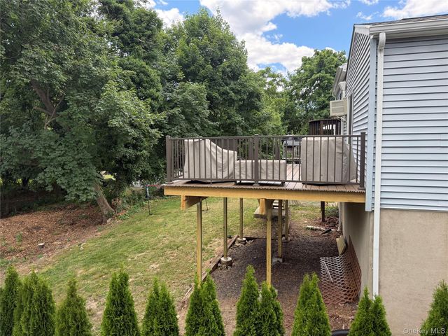 14 Deane Place, Larchmont, NY 10538