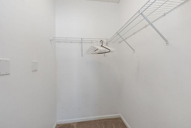410 W Mahogany Court 202, Palatine, IL 60067