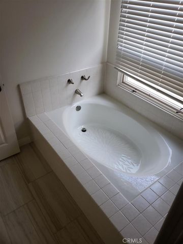 360 Calle Marseille, Long Beach, CA 90814