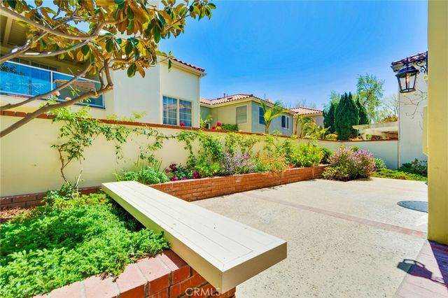 360 Calle Marseille, Long Beach, CA 90814