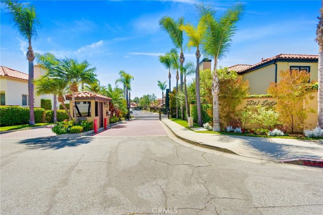 360 Calle Marseille, Long Beach, CA 90814