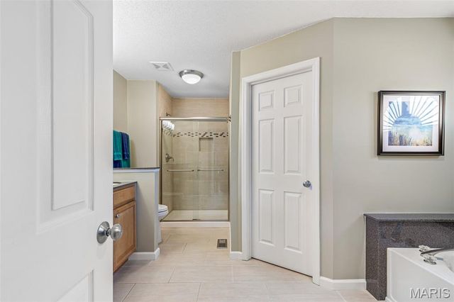 601 Winter Hill Circle, Fenton, MO 63026