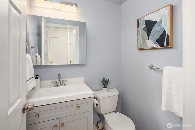 15126 NE 67th Place, Redmond, WA 98052