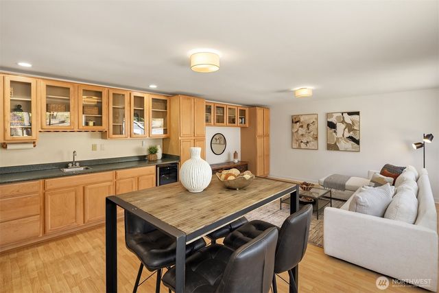 15126 NE 67th Place, Redmond, WA 98052