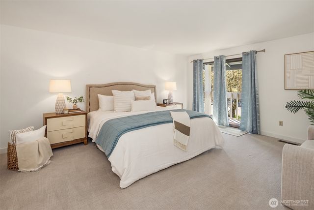 15126 NE 67th Place, Redmond, WA 98052