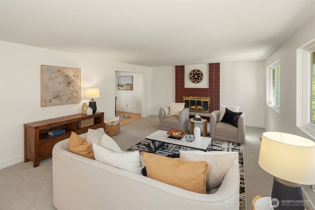 15126 NE 67th Place, Redmond, WA 98052