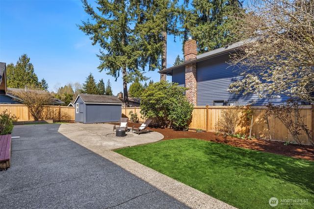 15126 NE 67th Place, Redmond, WA 98052