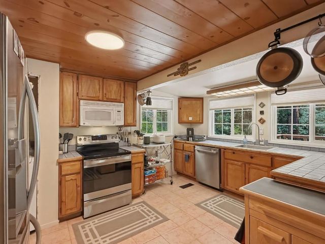 115 Sylvan Avenue, Boulder Creek, CA 95006