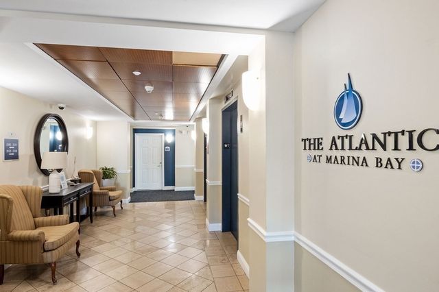 10 Seaport Dr 2213, Quincy, MA 02171