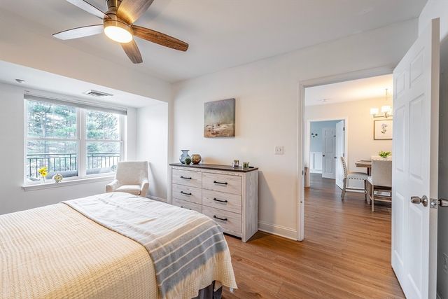 10 Seaport Dr 2213, Quincy, MA 02171