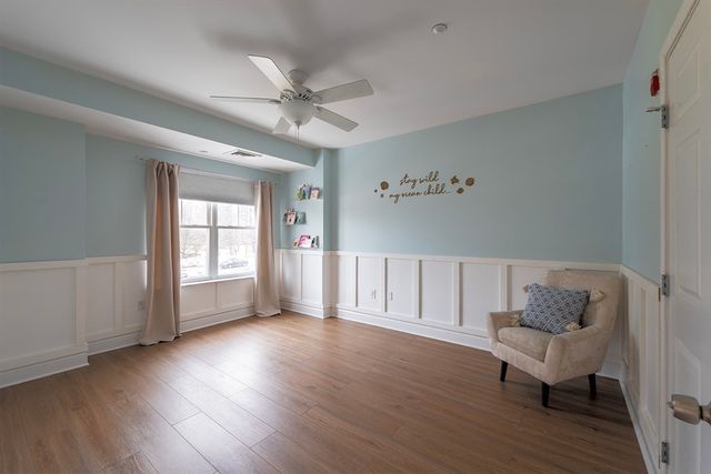 10 Seaport Dr 2213, Quincy, MA 02171