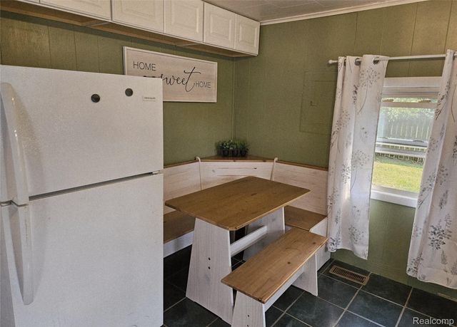 611 Beck Avenue, Owosso, MI 48867