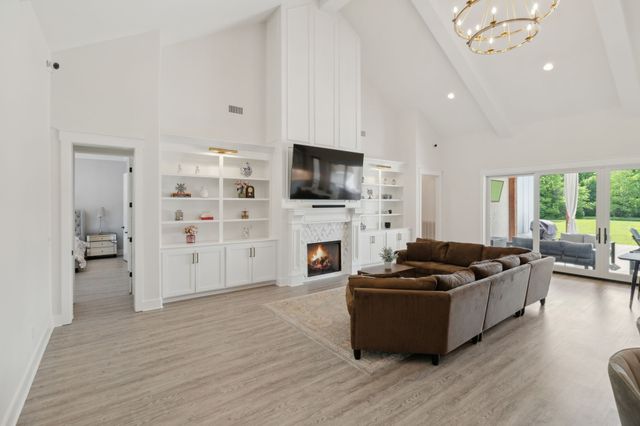 2648 Wilson Overall Rd, Murfreesboro, TN 37127