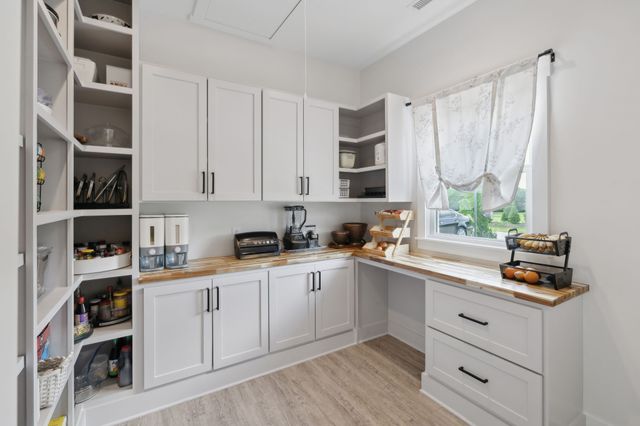 2648 Wilson Overall Rd, Murfreesboro, TN 37127