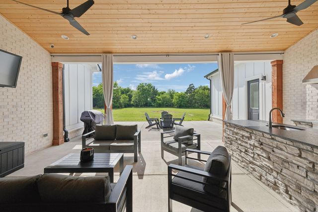 2648 Wilson Overall Rd, Murfreesboro, TN 37127