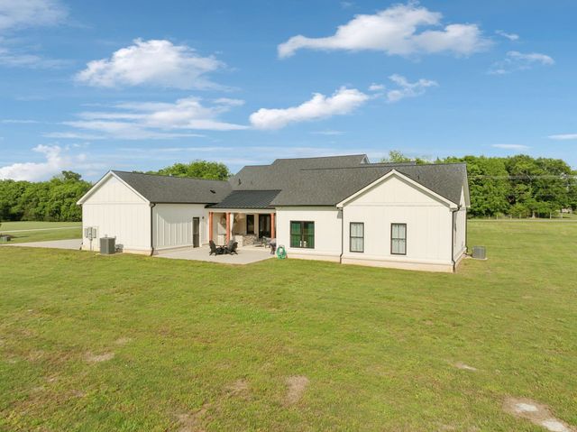 2648 Wilson Overall Rd, Murfreesboro, TN 37127