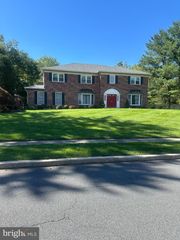 685 WYNDRISE DR, Blue Bell, PA 19422