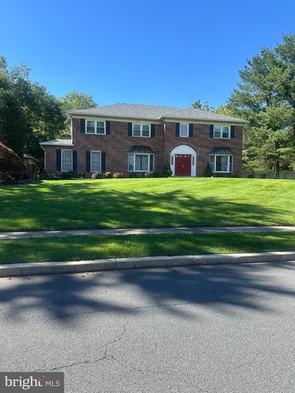 685 WYNDRISE DR, BLUE BELL, PA 19422 — exterior