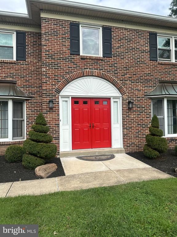 685 WYNDRISE DR, BLUE BELL, PA 19422 — photo 4